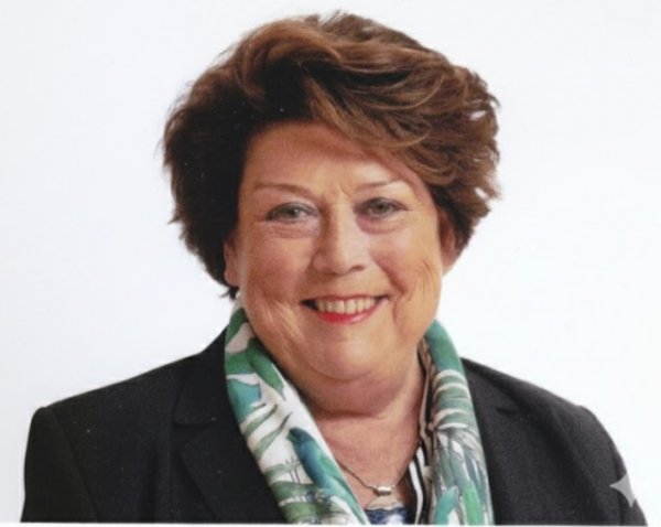 Jacqueline Dehon