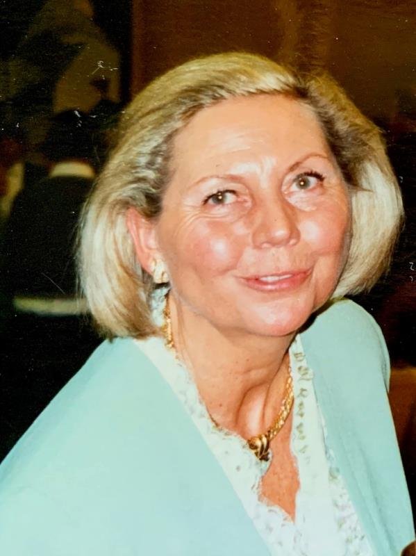 Christiane Byl