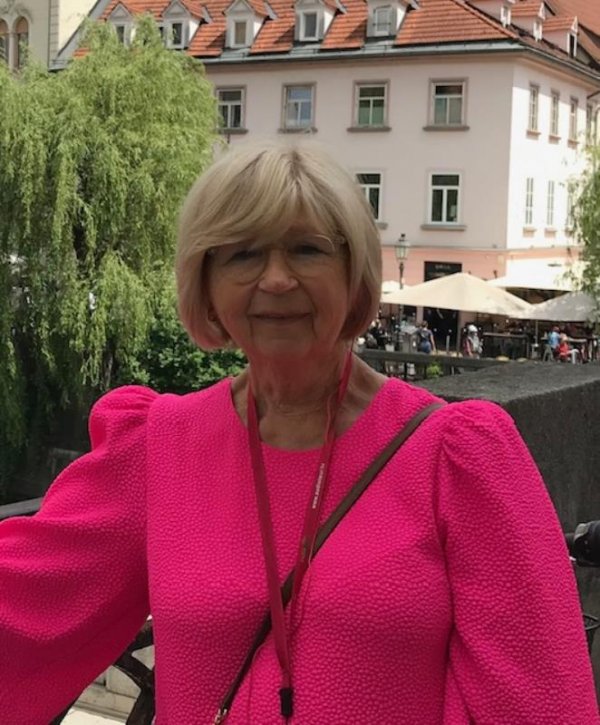 Yvette Van Belleghem